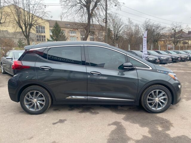 Серый Шевроле Bolt EV, объемом двигателя 0 л и пробегом 75 тыс. км за 20490 $, фото 3 на Automoto.ua