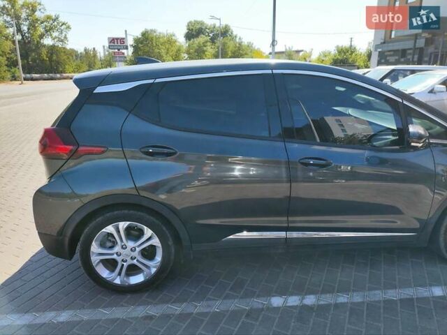 Серый Шевроле Bolt EV, объемом двигателя 0 л и пробегом 57 тыс. км за 16550 $, фото 4 на Automoto.ua
