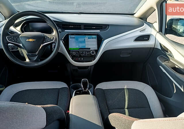 Серый Шевроле Bolt EV, объемом двигателя 0 л и пробегом 96 тыс. км за 13800 $, фото 12 на Automoto.ua