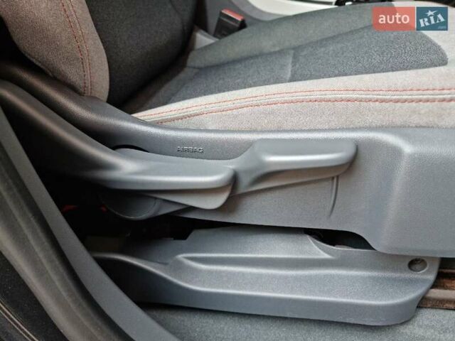 Сірий Шевроле Bolt EV, об'ємом двигуна 0 л та пробігом 181 тис. км за 13999 $, фото 54 на Automoto.ua