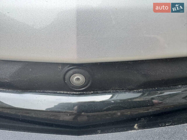 Серый Шевроле Bolt EV, объемом двигателя 0 л и пробегом 153 тыс. км за 15000 $, фото 11 на Automoto.ua