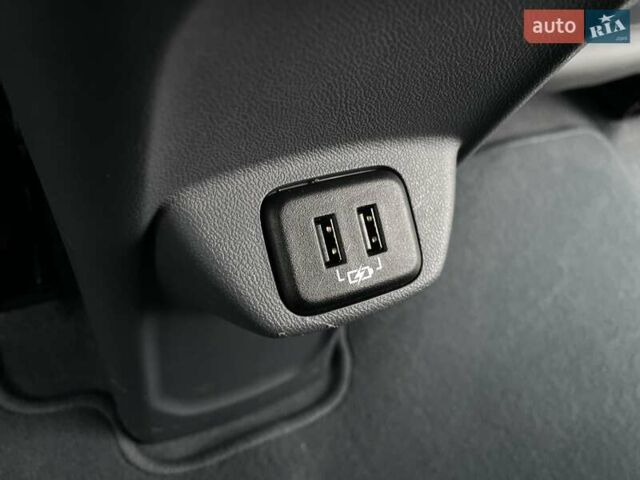 Серый Шевроле Bolt EV, объемом двигателя 0 л и пробегом 34 тыс. км за 16990 $, фото 27 на Automoto.ua