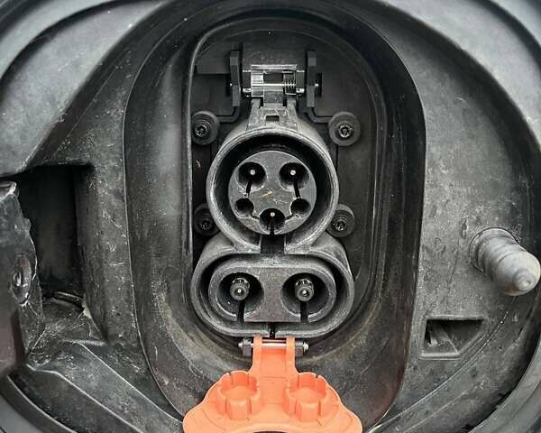 Серый Шевроле Bolt EV, объемом двигателя 0 л и пробегом 76 тыс. км за 13000 $, фото 15 на Automoto.ua