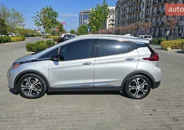 Серый Шевроле Bolt EV, объемом двигателя 0 л и пробегом 164 тыс. км за 12200 $, фото 2 на Automoto.ua