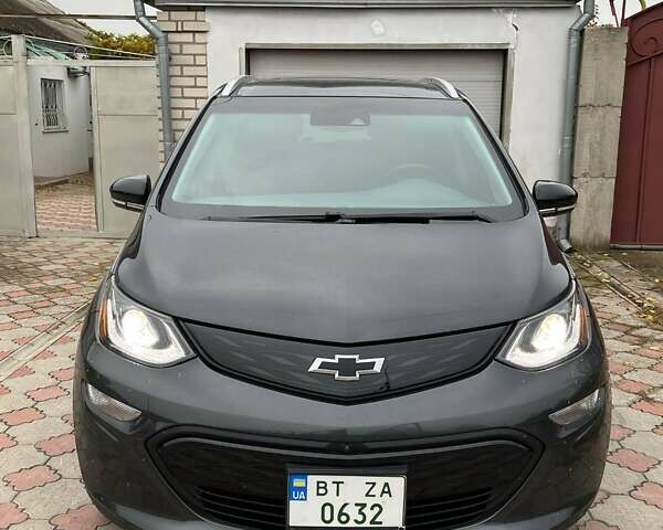 Серый Шевроле Bolt EV, объемом двигателя 0 л и пробегом 76 тыс. км за 13000 $, фото 3 на Automoto.ua