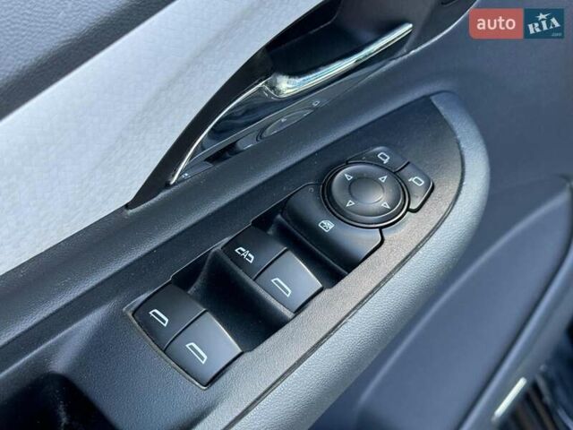 Серый Шевроле Bolt EV, объемом двигателя 0 л и пробегом 139 тыс. км за 13940 $, фото 19 на Automoto.ua