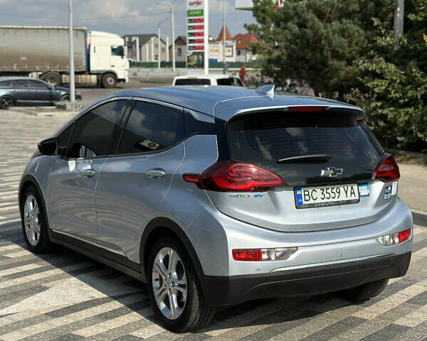 Серый Шевроле Bolt EV, объемом двигателя 0 л и пробегом 89 тыс. км за 13499 $, фото 10 на Automoto.ua