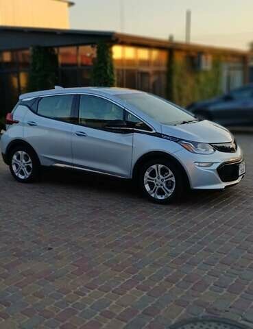 Серый Шевроле Bolt EV, объемом двигателя 0 л и пробегом 70 тыс. км за 13500 $, фото 3 на Automoto.ua