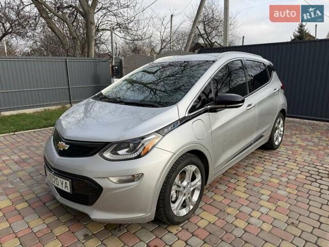 Серый Шевроле Bolt EV, объемом двигателя 0 л и пробегом 156 тыс. км за 11500 $, фото 3 на Automoto.ua
