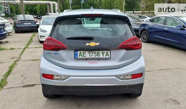 Сірий Шевроле Bolt EV, об'ємом двигуна 0 л та пробігом 133 тис. км за 17500 $, фото 3 на Automoto.ua