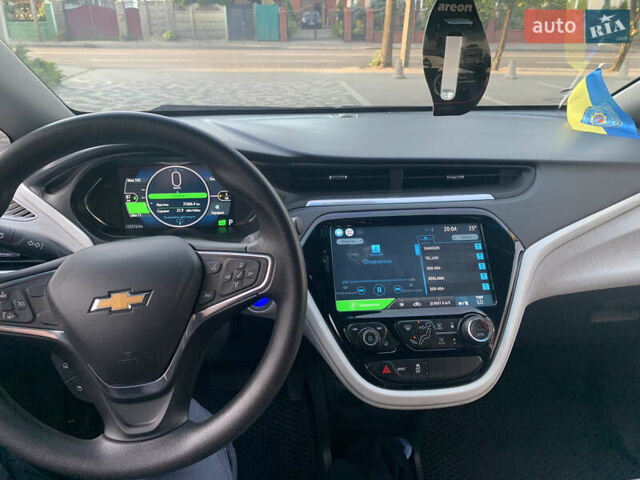 Серый Шевроле Bolt EV, объемом двигателя 0 л и пробегом 133 тыс. км за 14900 $, фото 24 на Automoto.ua