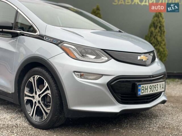 Серый Шевроле Bolt EV, объемом двигателя 0 л и пробегом 34 тыс. км за 16990 $, фото 5 на Automoto.ua