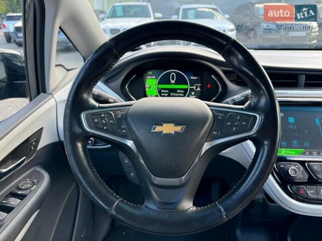 Серый Шевроле Bolt EV, объемом двигателя 0 л и пробегом 139 тыс. км за 13940 $, фото 33 на Automoto.ua