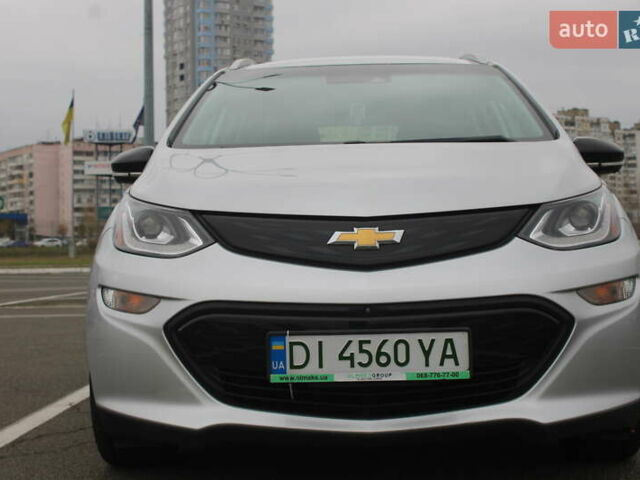 Серый Шевроле Bolt EV, объемом двигателя 0 л и пробегом 135 тыс. км за 15300 $, фото 1 на Automoto.ua