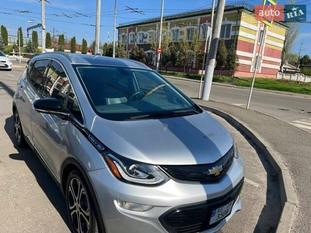 Серый Шевроле Bolt EV, объемом двигателя 0 л и пробегом 63 тыс. км за 13850 $, фото 7 на Automoto.ua