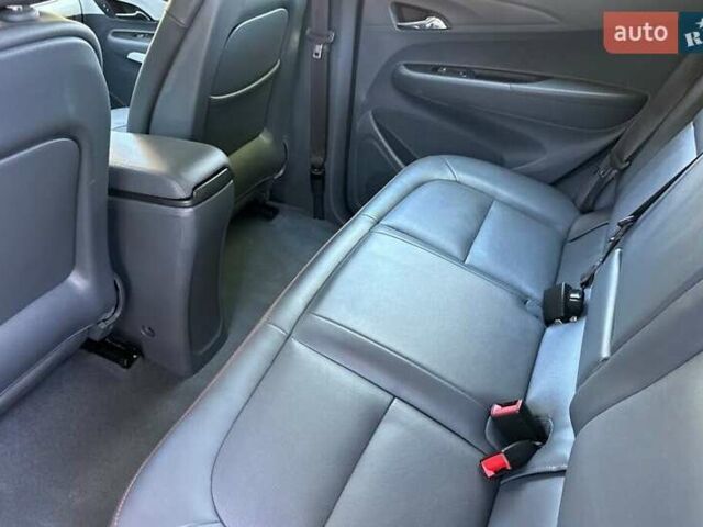 Сірий Шевроле Bolt EV, об'ємом двигуна 0 л та пробігом 56 тис. км за 3800 $, фото 22 на Automoto.ua