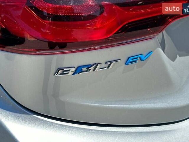 Сірий Шевроле Bolt EV, об'ємом двигуна 0 л та пробігом 56 тис. км за 3800 $, фото 12 на Automoto.ua