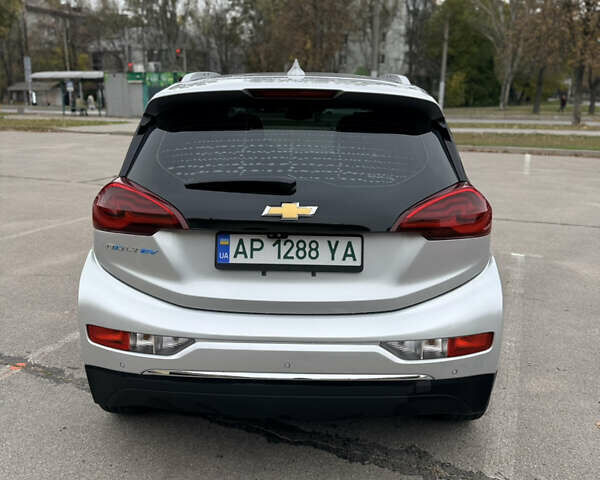 Серый Шевроле Bolt EV, объемом двигателя 0 л и пробегом 44 тыс. км за 17300 $, фото 5 на Automoto.ua