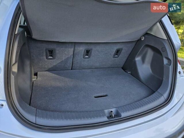 Серый Шевроле Bolt EV, объемом двигателя 0 л и пробегом 167 тыс. км за 12500 $, фото 34 на Automoto.ua
