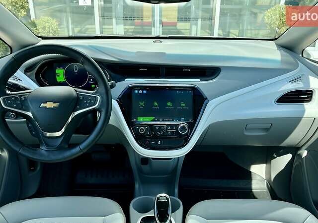 Серый Шевроле Bolt EV, объемом двигателя 0 л и пробегом 39 тыс. км за 15700 $, фото 21 на Automoto.ua