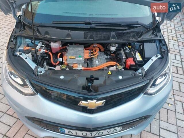 Серый Шевроле Bolt EV, объемом двигателя 0 л и пробегом 60 тыс. км за 14600 $, фото 13 на Automoto.ua