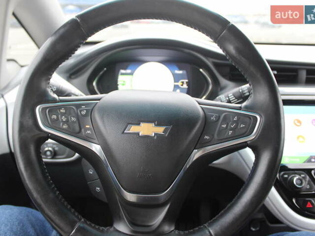 Серый Шевроле Bolt EV, объемом двигателя 0 л и пробегом 135 тыс. км за 15300 $, фото 28 на Automoto.ua