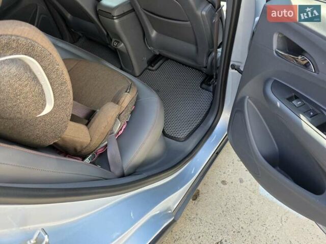 Сірий Шевроле Bolt EV, об'ємом двигуна 0 л та пробігом 52 тис. км за 13200 $, фото 11 на Automoto.ua