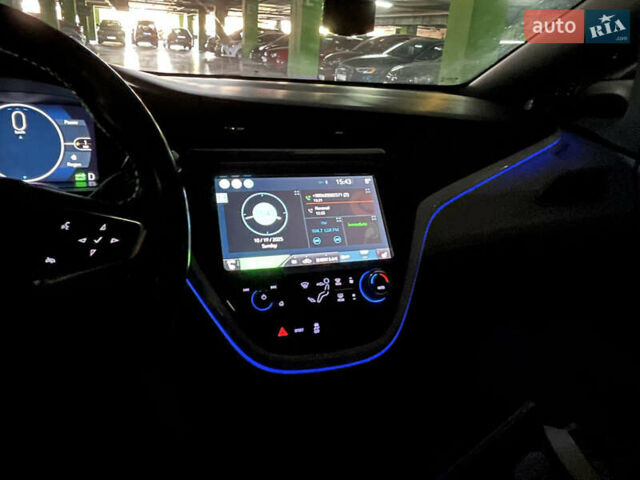 Серый Шевроле Bolt EV, объемом двигателя 0 л и пробегом 106 тыс. км за 13500 $, фото 25 на Automoto.ua