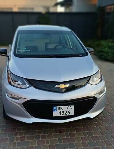 Серый Шевроле Bolt EV, объемом двигателя 0 л и пробегом 70 тыс. км за 13500 $, фото 2 на Automoto.ua