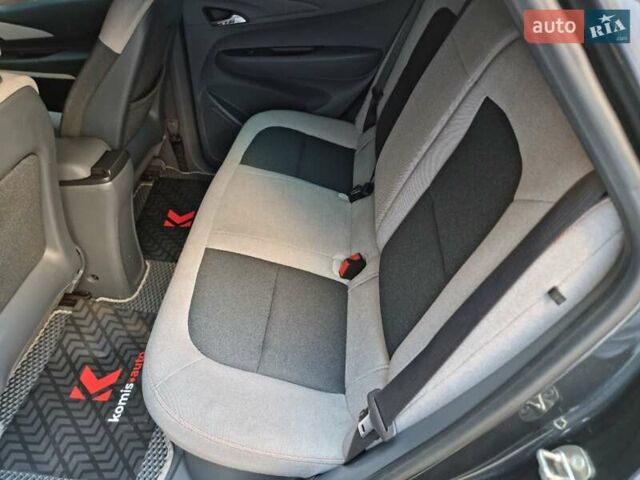Сірий Шевроле Bolt EV, об'ємом двигуна 0 л та пробігом 181 тис. км за 13999 $, фото 73 на Automoto.ua