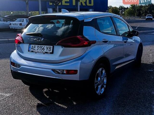 Серый Шевроле Bolt EV, объемом двигателя 0 л и пробегом 96 тыс. км за 13800 $, фото 7 на Automoto.ua