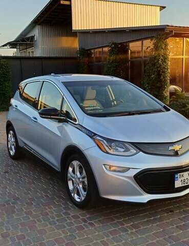 Серый Шевроле Bolt EV, объемом двигателя 0 л и пробегом 70 тыс. км за 13500 $, фото 6 на Automoto.ua