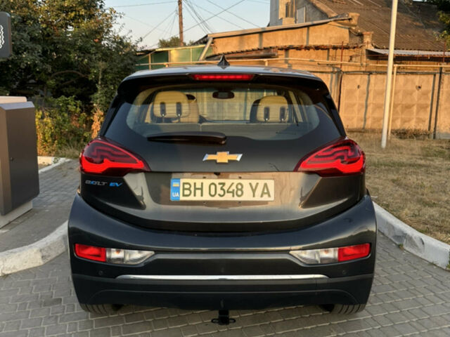 Серый Шевроле Bolt EV, объемом двигателя 0 л и пробегом 84 тыс. км за 13999 $, фото 3 на Automoto.ua