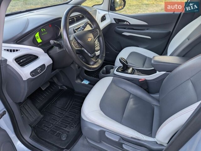 Сірий Шевроле Bolt EV, об'ємом двигуна 0 л та пробігом 167 тис. км за 14800 $, фото 6 на Automoto.ua