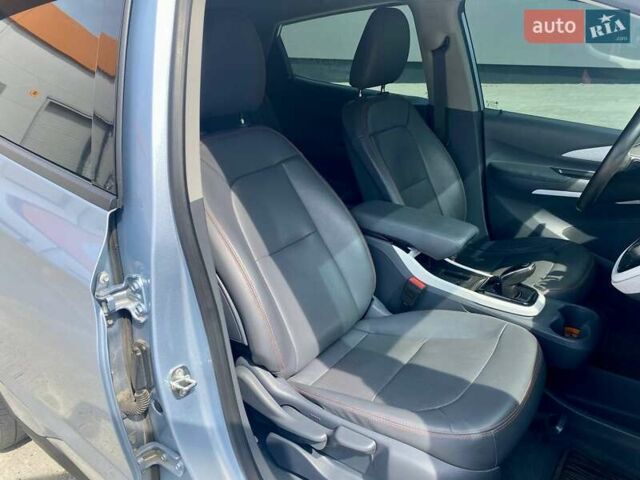 Сірий Шевроле Bolt EV, об'ємом двигуна 0 л та пробігом 57 тис. км за 15990 $, фото 19 на Automoto.ua