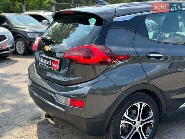Серый Шевроле Bolt EV, объемом двигателя 0 л и пробегом 139 тыс. км за 14290 $, фото 13 на Automoto.ua