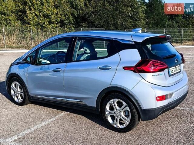 Серый Шевроле Bolt EV, объемом двигателя 0 л и пробегом 96 тыс. км за 13800 $, фото 6 на Automoto.ua