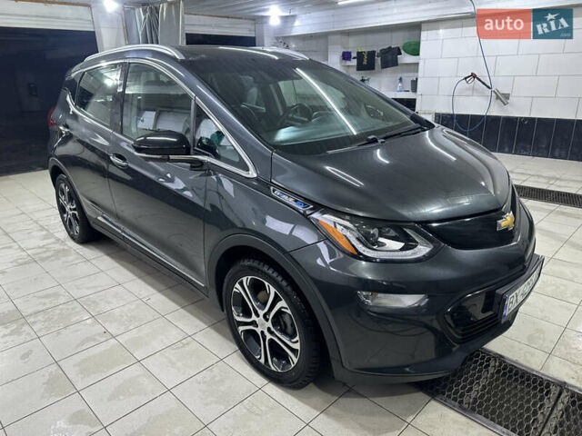 Шевроле Bolt EV 2017 в Хмельницком на Automoto.ua Серый Шевроле Bolt EV, объемом двигателя 0 л и пробегом 110 тыс. км за 14100 $, фото 1 на Automoto.ua