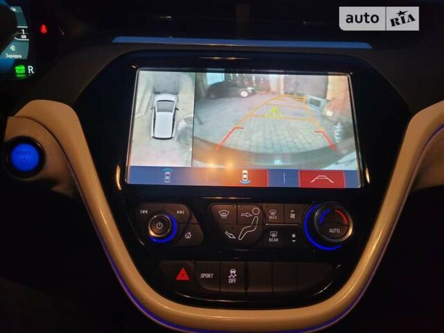 Серый Шевроле Bolt EV, объемом двигателя 0 л и пробегом 84 тыс. км за 13900 $, фото 23 на Automoto.ua