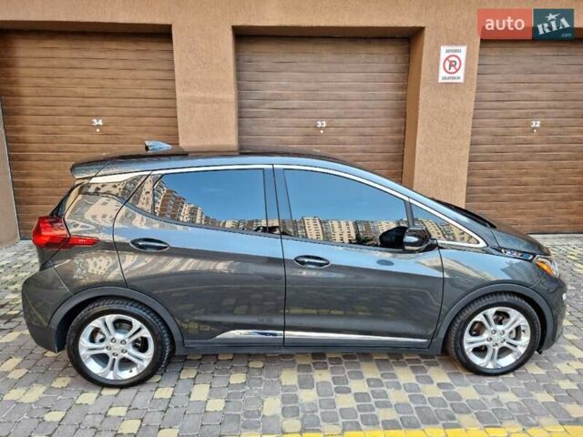 Серый Шевроле Bolt EV, объемом двигателя 0 л и пробегом 181 тыс. км за 13999 $, фото 31 на Automoto.ua