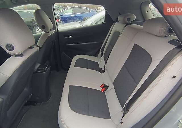 Серый Шевроле Bolt EV, объемом двигателя 0 л и пробегом 160 тыс. км за 11999 $, фото 8 на Automoto.ua
