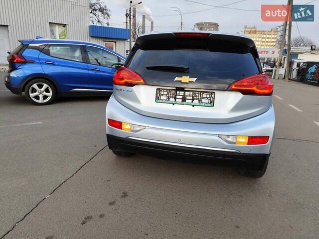 Серый Шевроле Bolt EV, объемом двигателя 0 л и пробегом 110 тыс. км за 14444 $, фото 9 на Automoto.ua