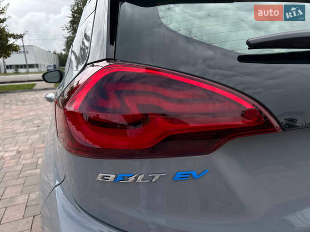Сірий Шевроле Bolt EV, об'ємом двигуна 0 л та пробігом 109 тис. км за 14999 $, фото 22 на Automoto.ua