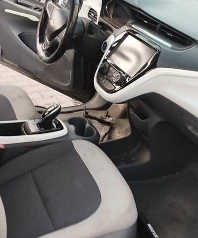 Серый Шевроле Bolt EV, объемом двигателя 0 л и пробегом 216 тыс. км за 7800 $, фото 15 на Automoto.ua