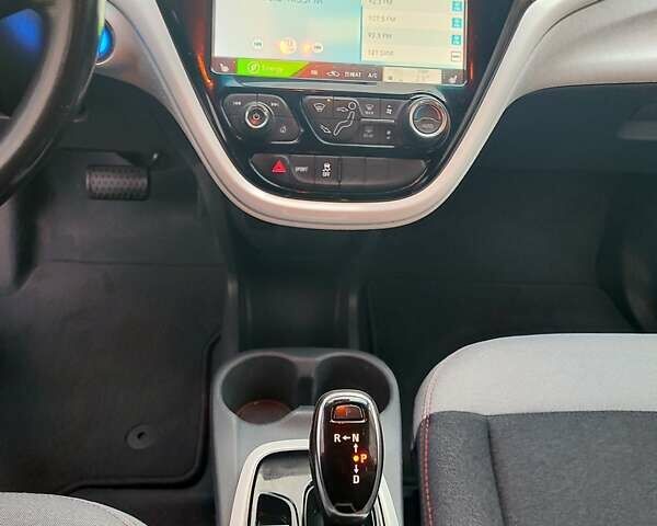 Серый Шевроле Bolt EV, объемом двигателя 0 л и пробегом 92 тыс. км за 15500 $, фото 16 на Automoto.ua