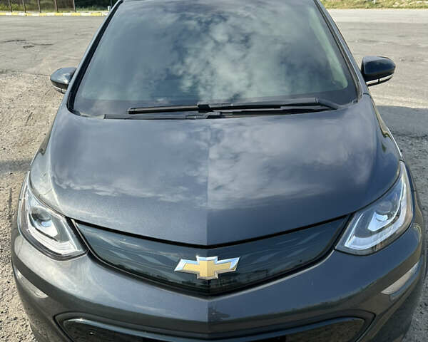 Серый Шевроле Bolt EV, объемом двигателя 0 л и пробегом 149 тыс. км за 14000 $, фото 1 на Automoto.ua