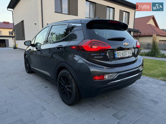 Серый Шевроле Bolt EV, объемом двигателя 0 л и пробегом 159 тыс. км за 12500 $, фото 3 на Automoto.ua