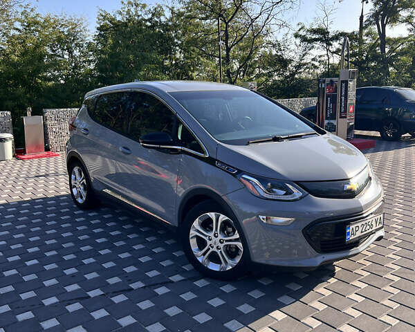 Серый Шевроле Bolt EV, объемом двигателя 0 л и пробегом 931 тыс. км за 14300 $, фото 10 на Automoto.ua