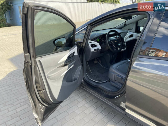 Серый Шевроле Bolt EV, объемом двигателя 0 л и пробегом 188 тыс. км за 14500 $, фото 14 на Automoto.ua