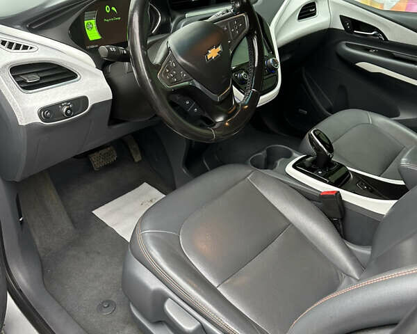 Шевроле Bolt EV 2018 в Киеве на Automoto.ua Серый Шевроле Bolt EV, объемом двигателя 0 л и пробегом 197 тыс. км за 12300 $, фото 7 на Automoto.ua